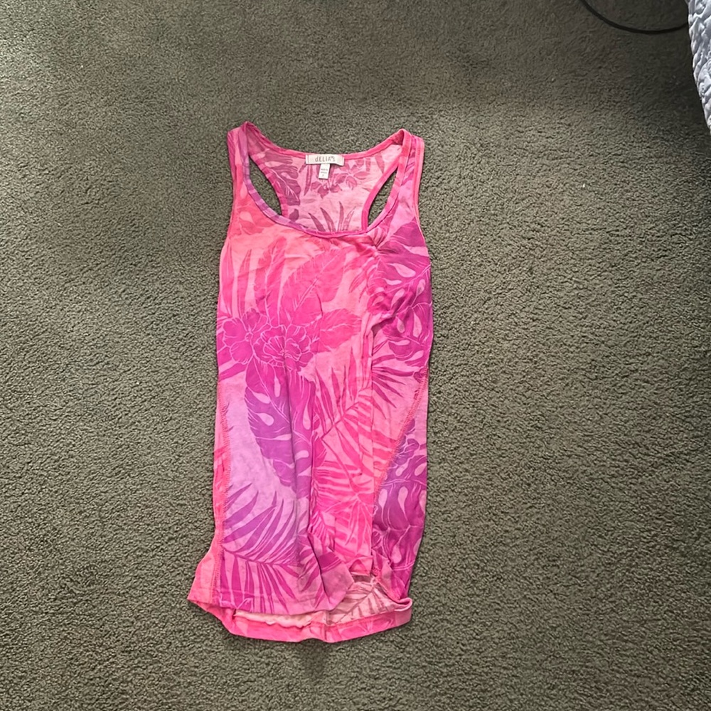 Pink palm leaves top